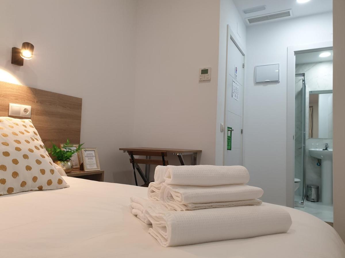 Norte Oviedo Rooms マドリード エクステリア 写真