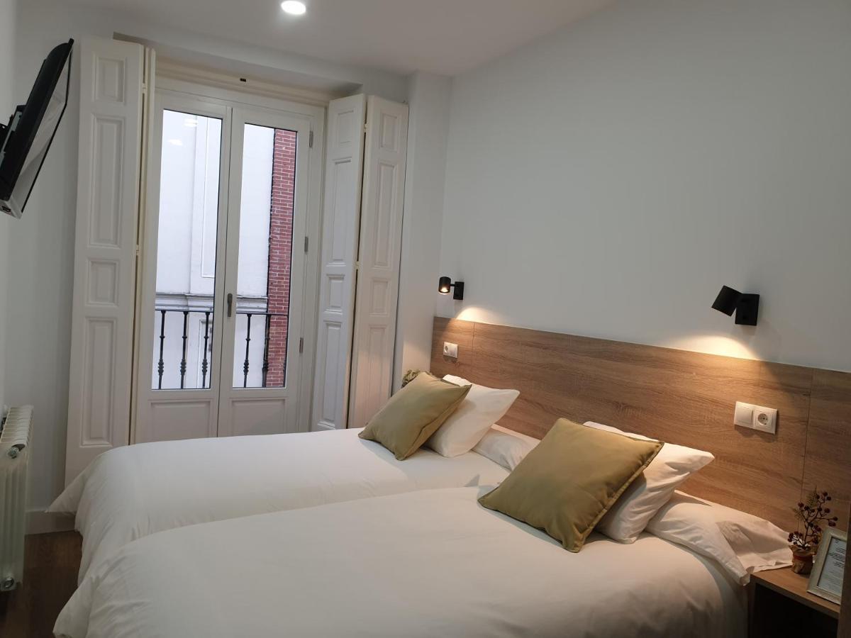 Norte Oviedo Rooms マドリード エクステリア 写真