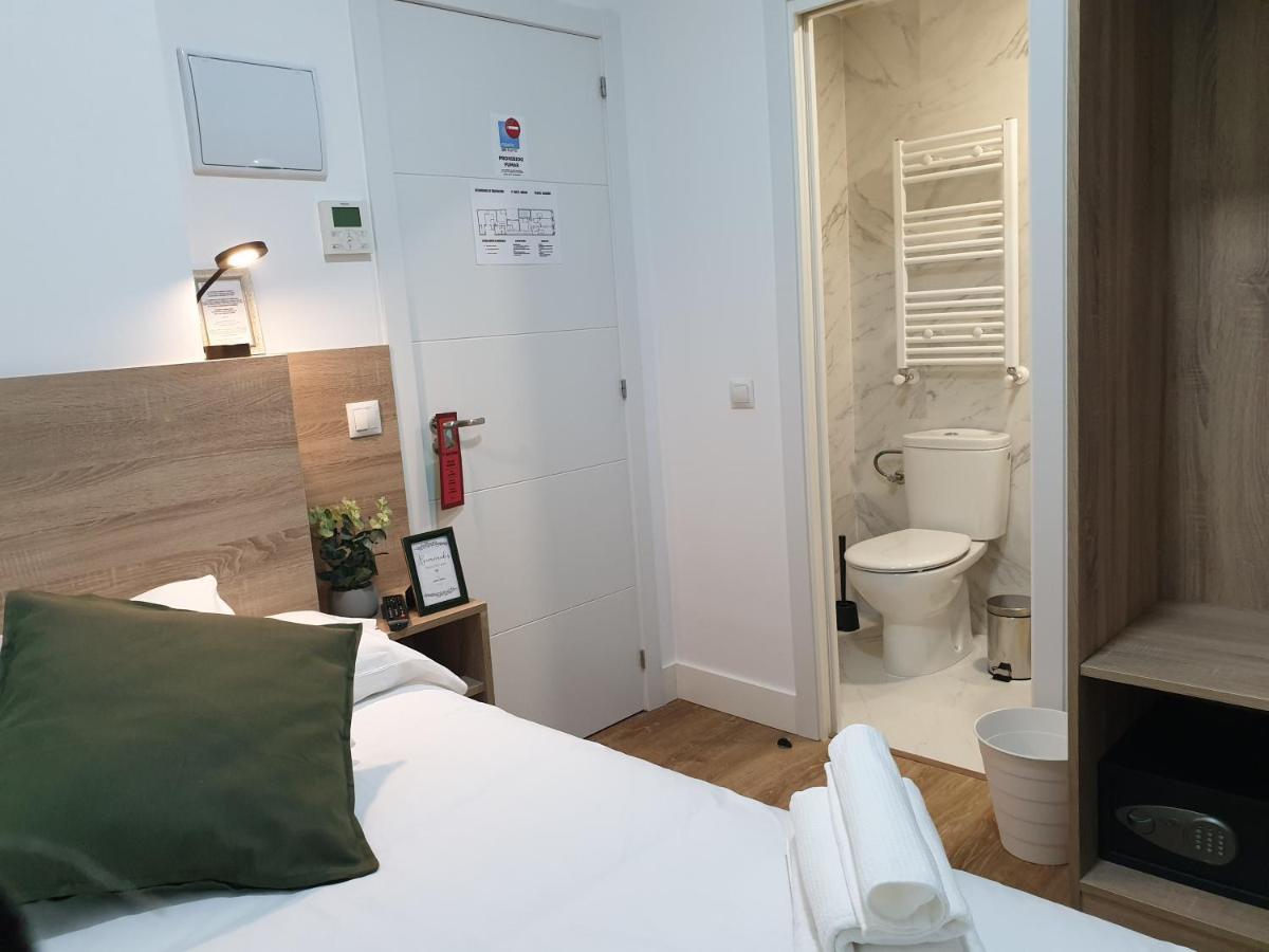 Norte Oviedo Rooms マドリード エクステリア 写真