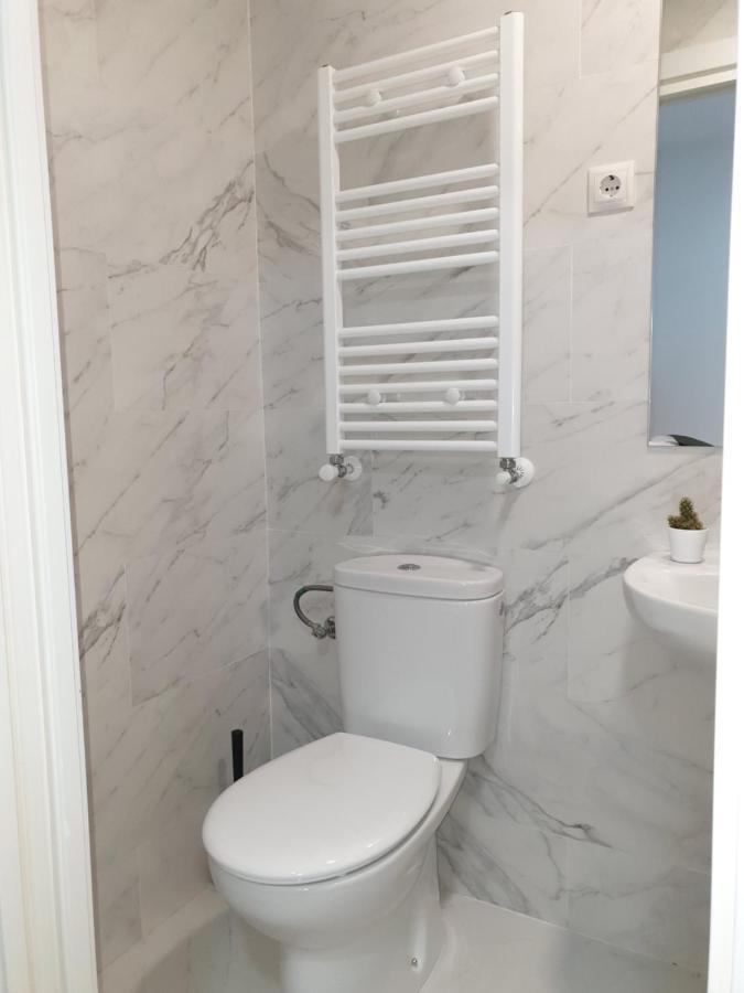 Norte Oviedo Rooms マドリード エクステリア 写真