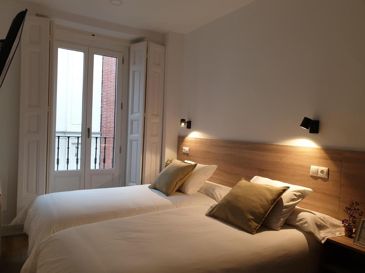 Norte Oviedo Rooms マドリード エクステリア 写真